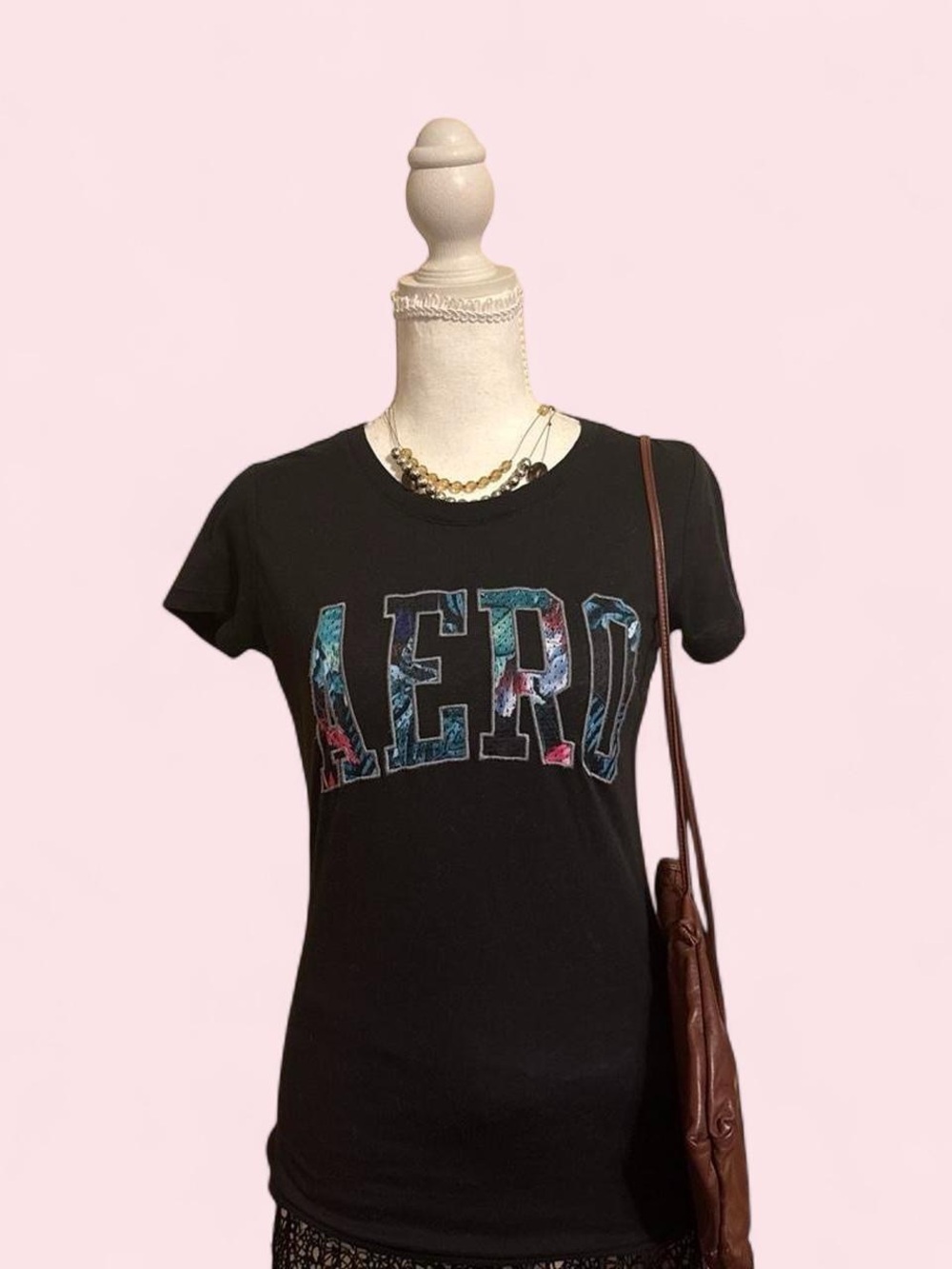 Fitted Black V neck Aeropostale Top
